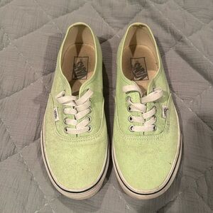 Green vans lace up men’s 7.5